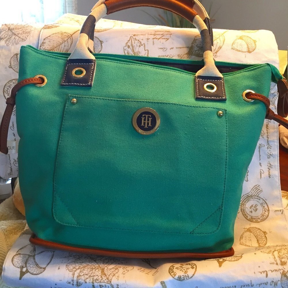 Tommy Hilfiger Canvas Bag
